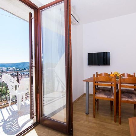 Apartments Jozic Seget Vranjica Extérieur photo