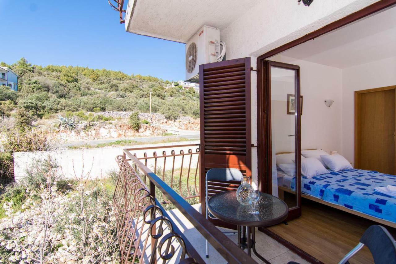 Apartments Jozic Seget Vranjica Extérieur photo