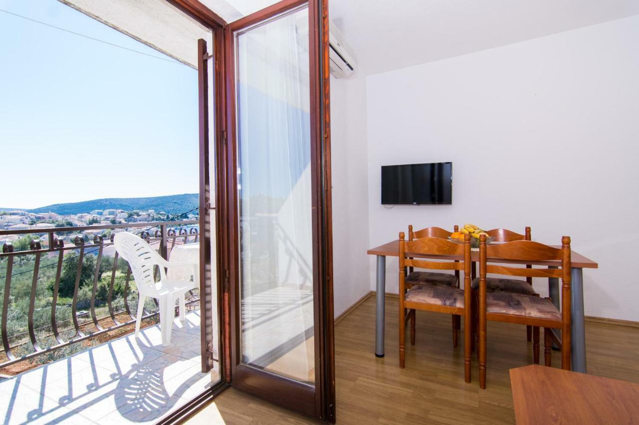 Apartments Jozic Seget Vranjica Extérieur photo