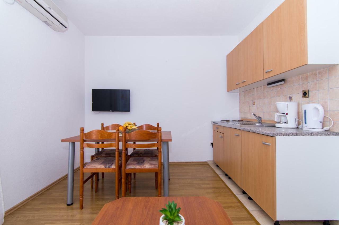 Apartments Jozic Seget Vranjica Extérieur photo