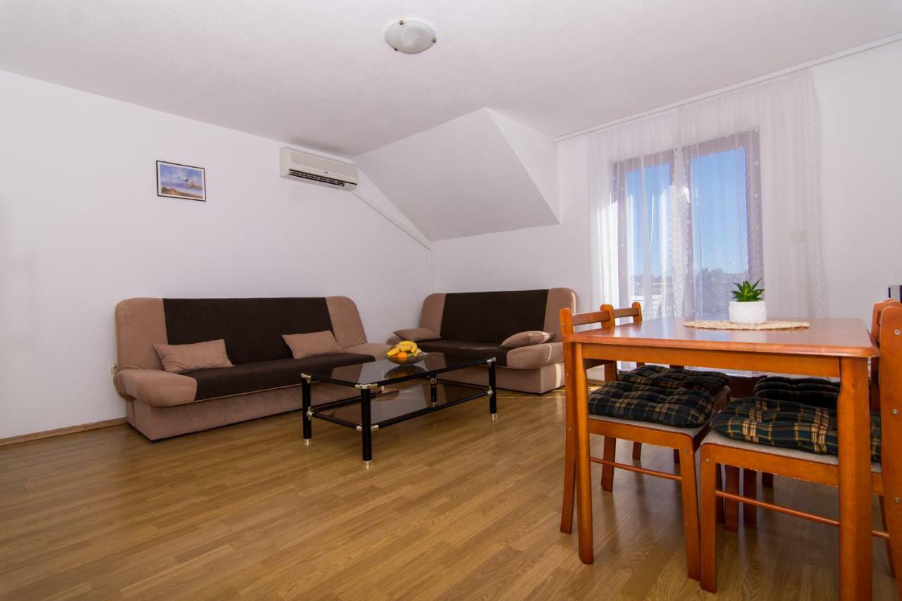 Apartments Jozic Seget Vranjica Extérieur photo