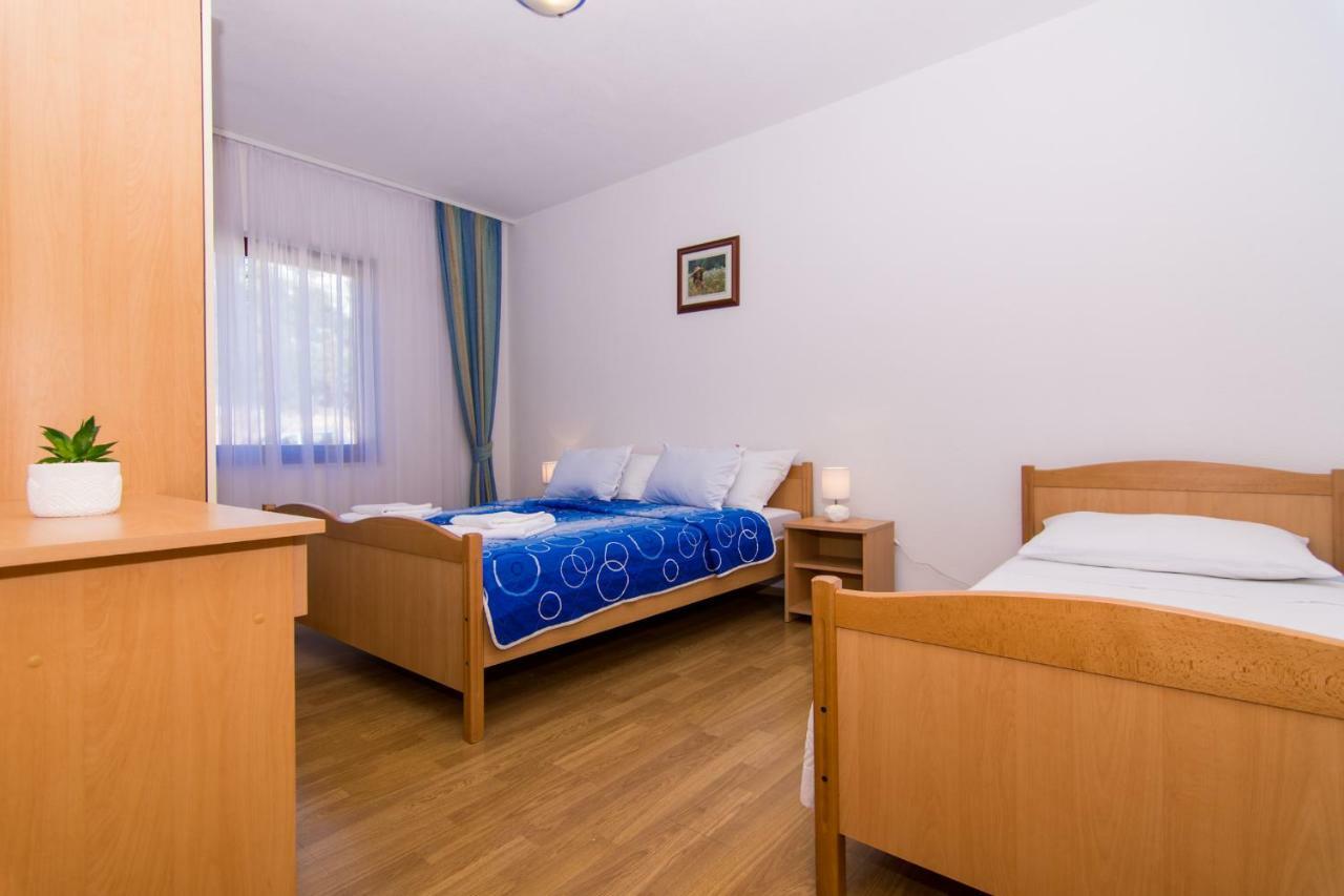 Apartments Jozic Seget Vranjica Extérieur photo
